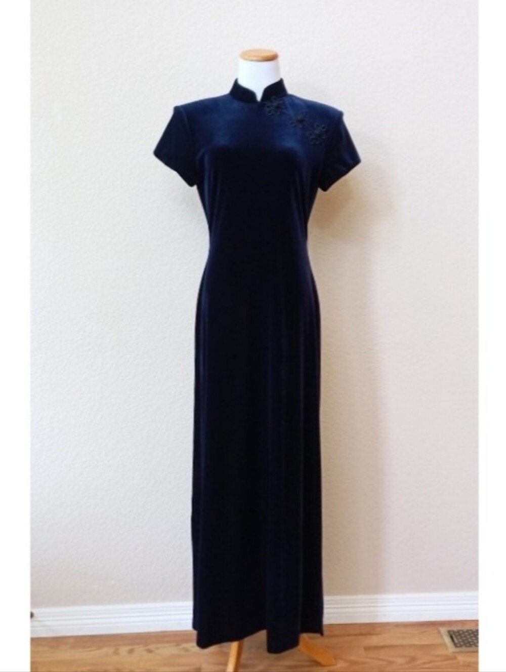 Rhapsody vintage 1990s midnight blue velour Mandarin-inspired maxi dress